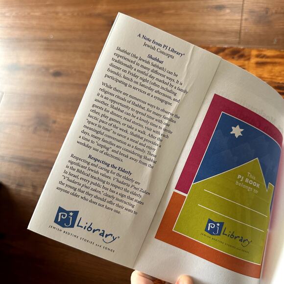 PJ Library Mrs. Moskowitz And The Sabbath Candles Jewish Paperback Book - Picture 2 of 11